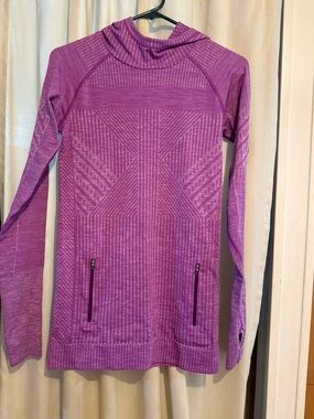 Lululemon Rest Less Hoodie Size 6 Violet Purple Seamless Knit Running EUC